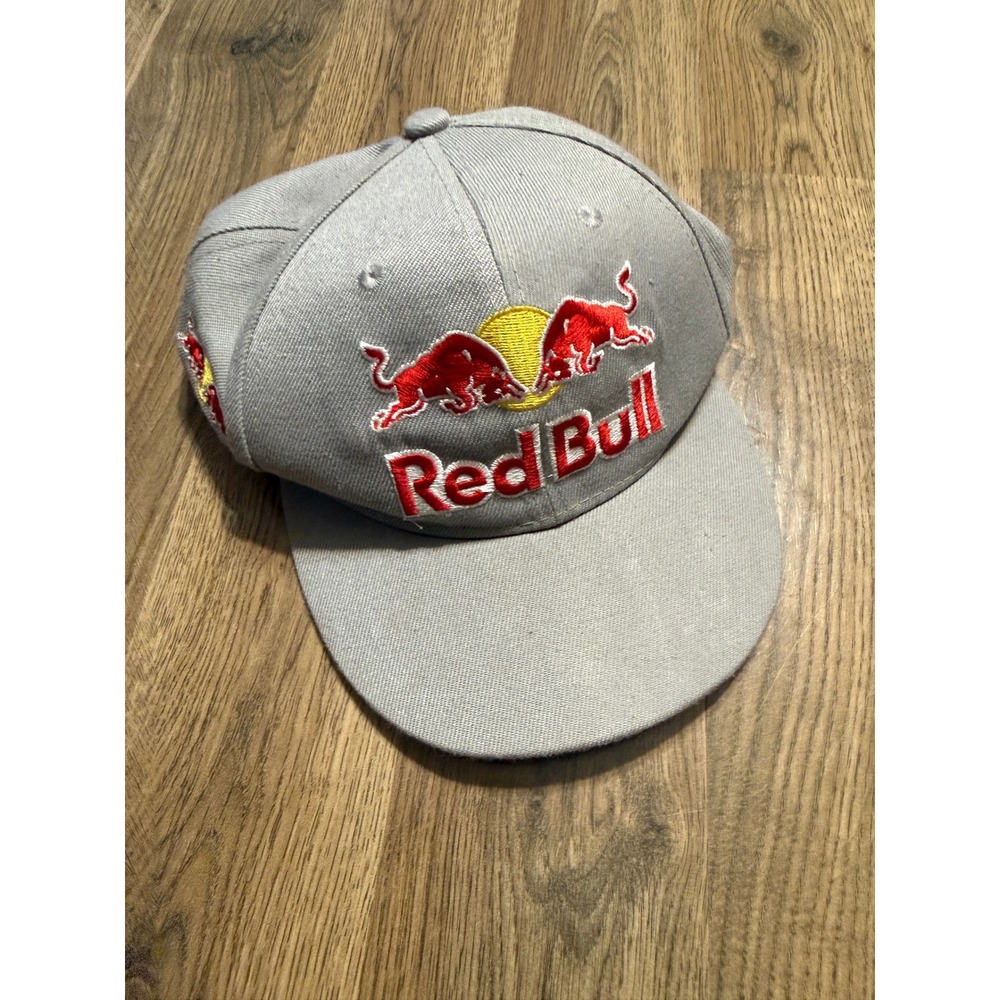 Red Bull Snapback Hat Mens OSFM Gray Adult Racing Logo Embroidered Excellent